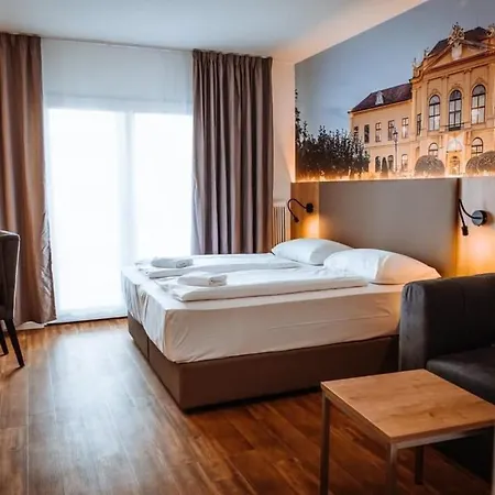 Hotel Sachsengang - Wien I Flughafen I Nationalpark Donauauen 3*