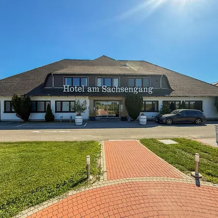 Hotel Sachsengang - Wien I Flughafen I Nationalpark Donauauen 3*