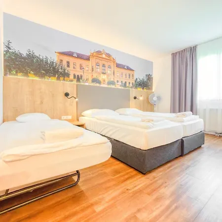 Hotel Sachsengang - Free Parking, Near U1 & U2